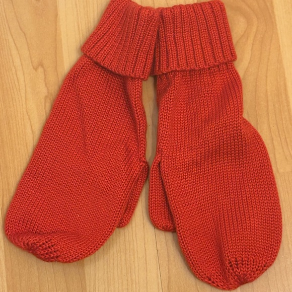 Target Red Bullseye Logo Knit Mittens Adult One Size NEW - Picture 2 of 4